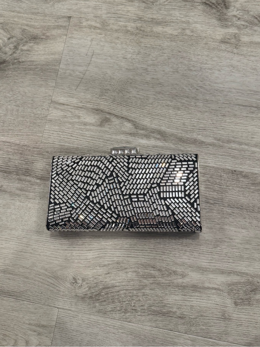 Silver Mosaic Evening Clutch - Elegant Metallic Wallet